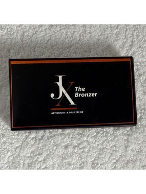JX Just Ximena Luna Bright Bronzer